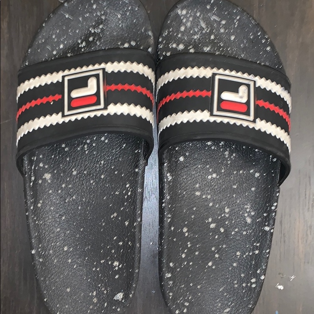 Boys Fila slides